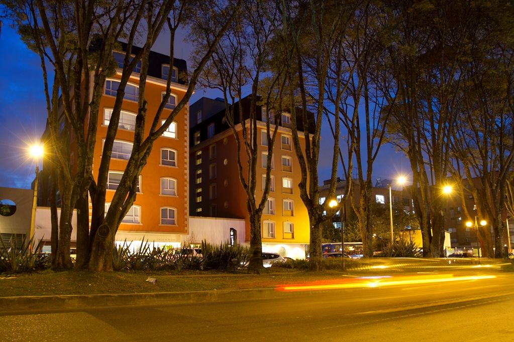 Nh Bogota Pavillon Royal Hotel Buitenkant foto